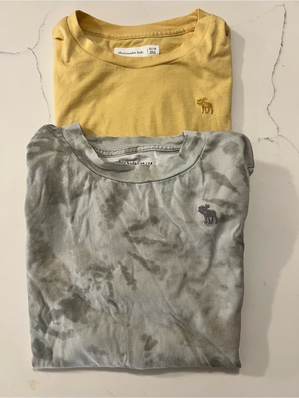 abercrombie kids Yellow Tee & Gray Tie-Dye Tee Set